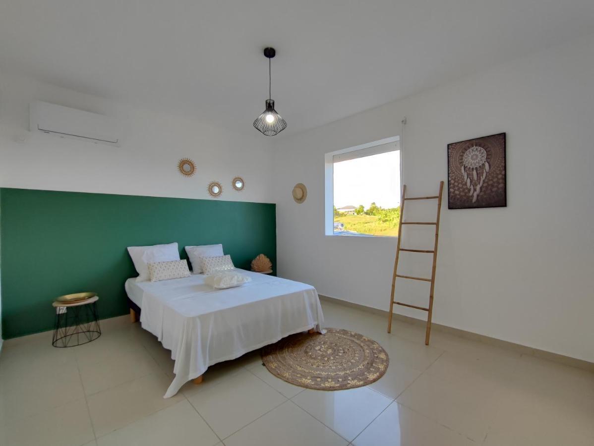 Kukumi'S House Avec Piscine Βίλα Sainte-Anne  Εξωτερικό φωτογραφία